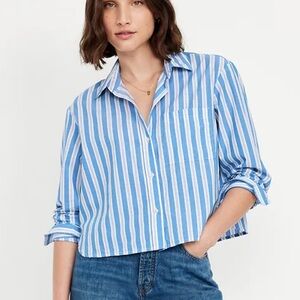 Old Navy cropped button down Large